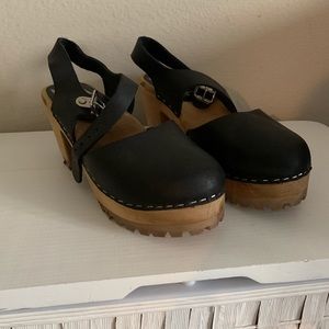 Black Mia ABBA Clog